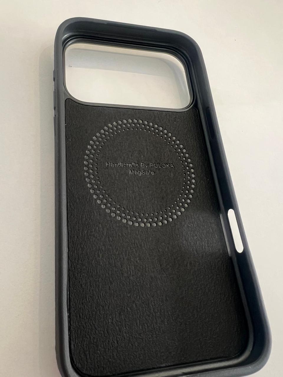 Puloka & Classic Magsafe Case iPhone 17 Pro - Pro Max