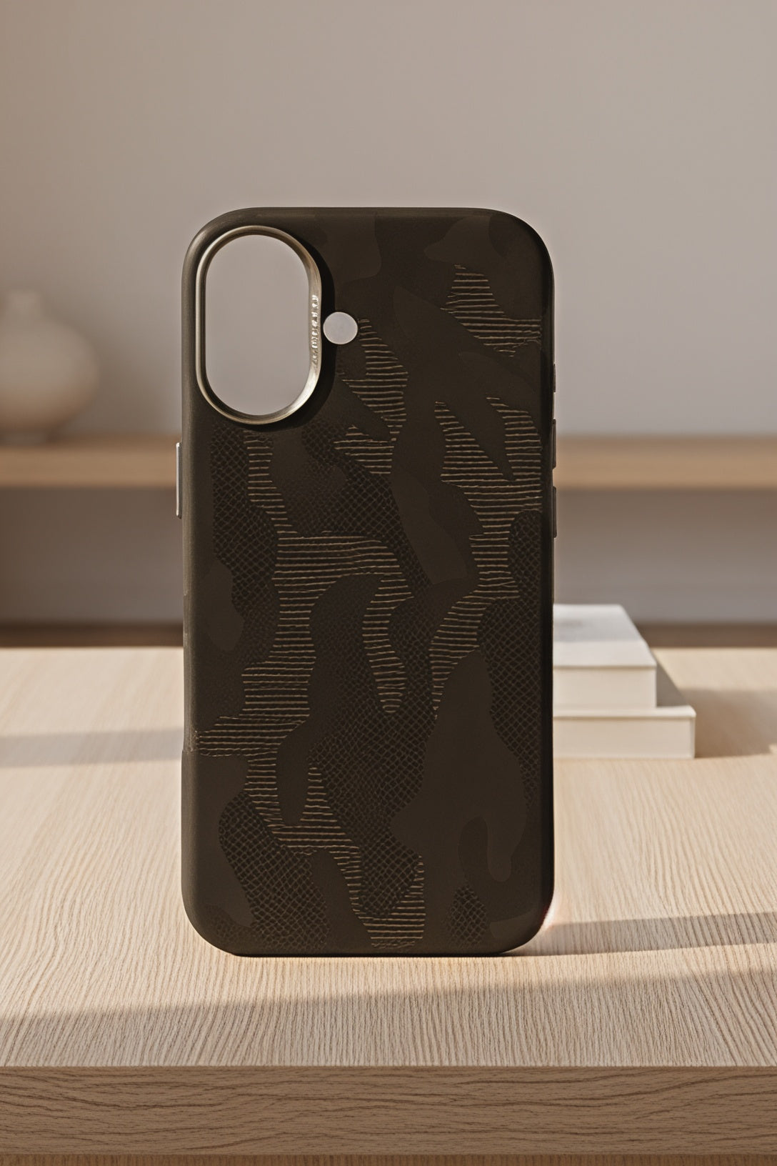 Henks case for iphone 16